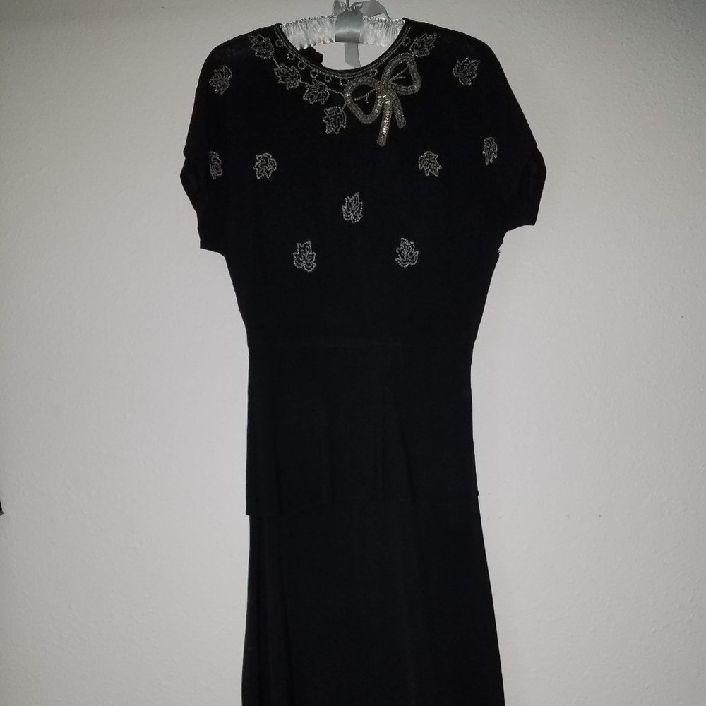 Vintage 1940s Peplum Beaded Dress - Picture 12 of 13